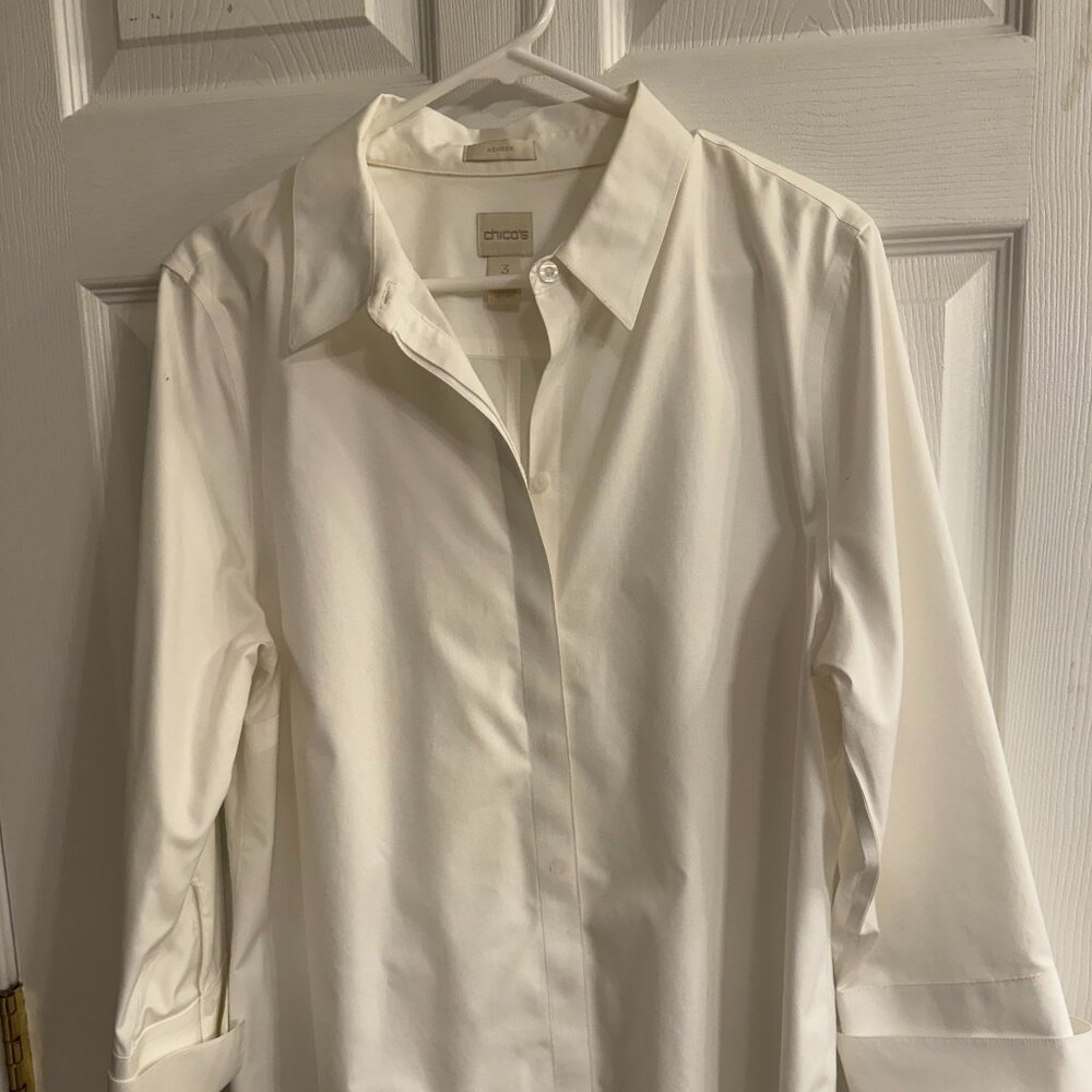 Classis No Iron White Chico's Top